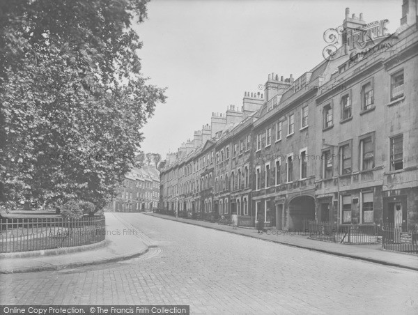 Photo of Bath, St James Square 1929