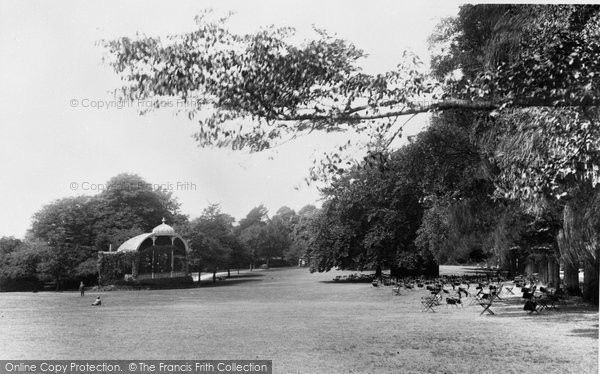 Photo of Bath, Victoria Park 1896