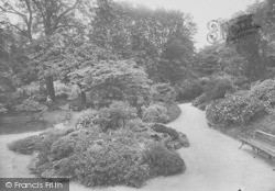 Victoria Park, Botanical Garden 1920, Bath
