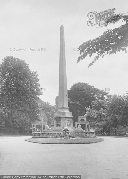 Photo of Bath, Victoria Park, Obelisk 1925