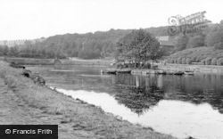 The Lake, Wilton Park c.1955, Batley