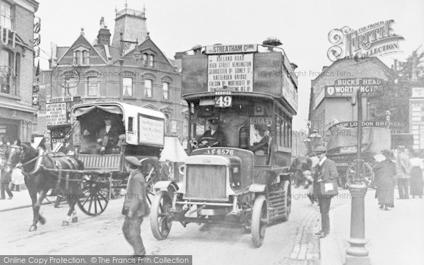 Photo of Battersea, Motor Buses At Junction Of Northcote Road And Battersea Rise c.1915