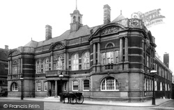 Battersea, Town Hall 1899