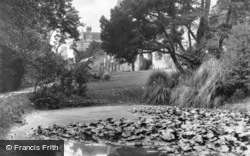 Abbey, The Lily Pond c.1930, Battle