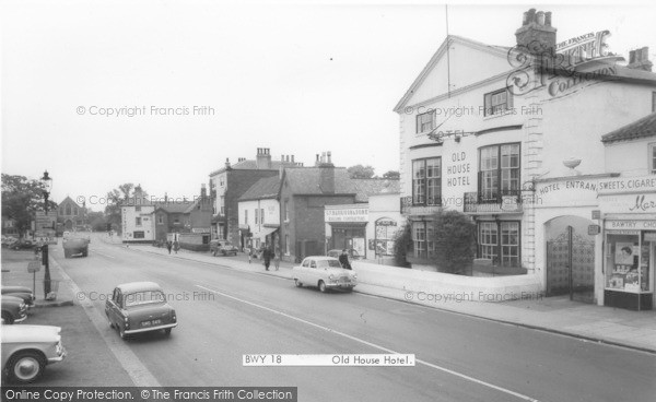 Photo of Bawtry, Old House Hotel c.1955