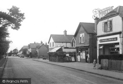 Beacon Hill Road c.1955, Beacon Hill