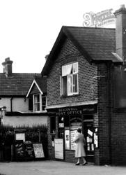 The Post Office c.1955, Beacon Hill