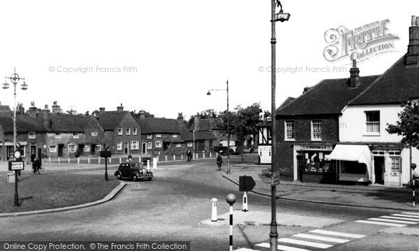 Photo of Beaconsfield, The Roundabout c.1955