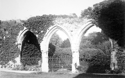 Abbey c.1893, Beaulieu