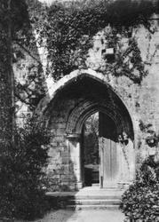 Abbey, The Lay Brothers' Entrance c.1920, Beaulieu