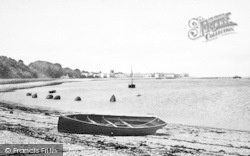 Beach 1897, Beaumaris