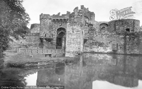 Photo of Beaumaris, Castle And Moat 1930