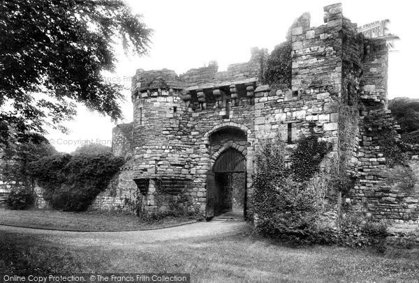 Photo of Beaumaris, Castle Gateway 1911