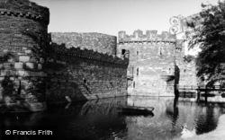Castle, The Moat 1952, Beaumaris