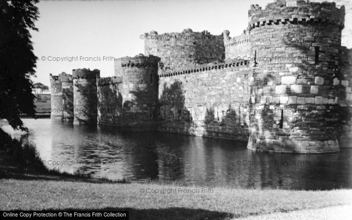 Photo of Beaumaris, Castle, The Outer Wall And Moat 1925