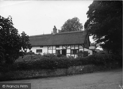 A Pretty Cottage 1936, Bebington