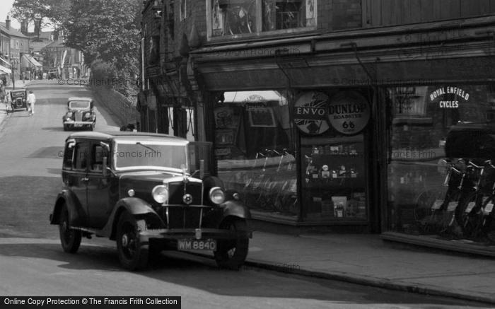 Photo of Bebington, Village Traffic 1936