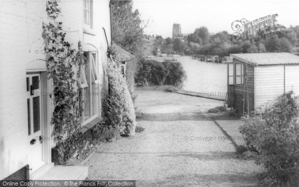 Photo of Beccles, A River View c.1965