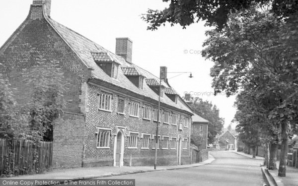Photo of Beccles, Old Sir John Leman School c.1960