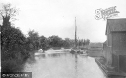 River Waveney c.1926, Beccles