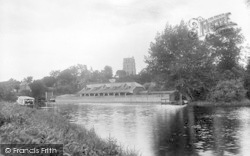The River And Church 1923, Beccles