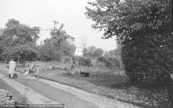 Photo of Beckenham, Kelsey Park c.1948