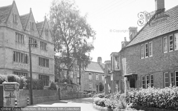 Photo of Beckington, Frome Road c.1950