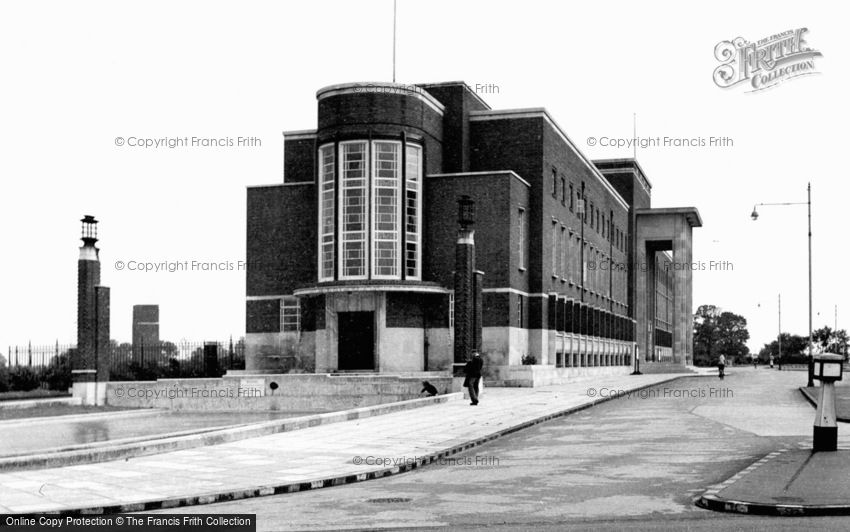 Becontree Heath, Civic Centre c1950