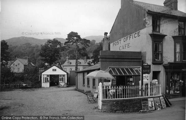 Photo of Beddgelert, Glandwr Cafe c.1950