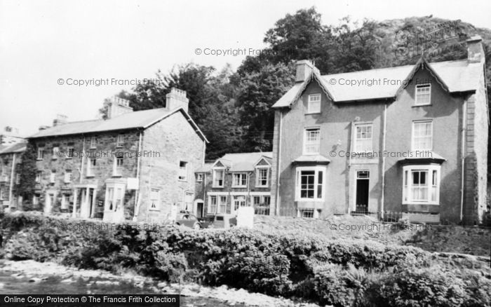 Photo of Beddgelert, Prince Llewelyn Hotel And Annex c.1960