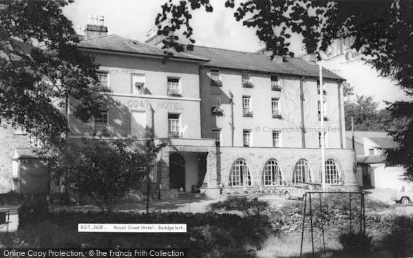 Photo of Beddgelert, Royal Goat Hotel c.1960