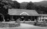 Beddgelert, the Boomerang Cafe c1960