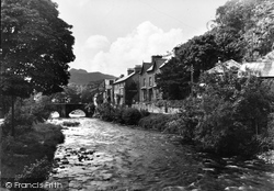 The Village c.1950, Beddgelert