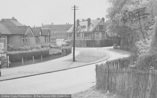 Photo of Beddington, Plough Inn And Croydon Road 1952