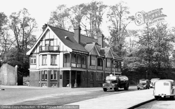 Photo of Beddington, The Plough Inn 1952