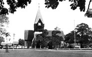 Bedfont, St Mary's Church c1951