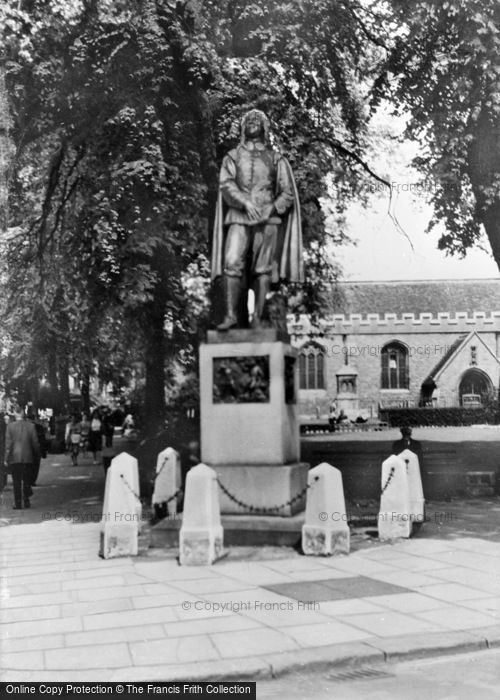 Photo of Bedford, Bunyan Statue c.1965