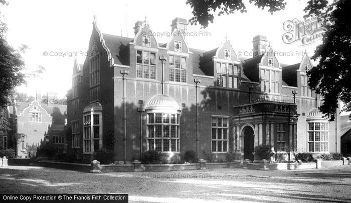 Photo of Bedford, Girls' School 1897