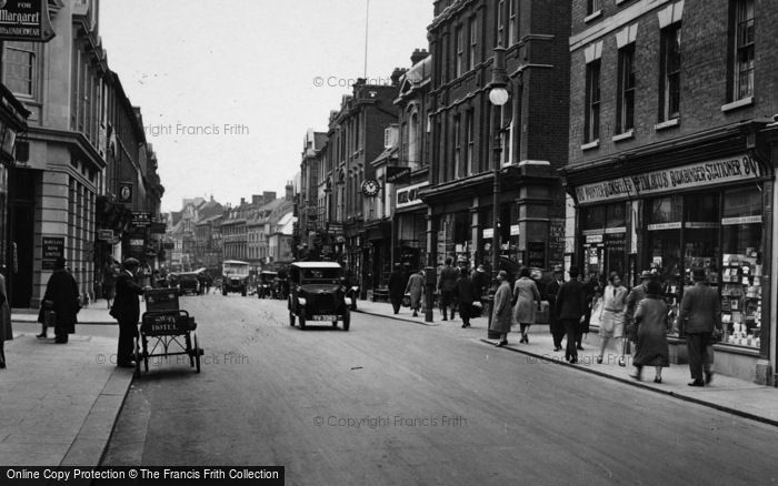 Photo of Bedford, High Street, Traffic 1929