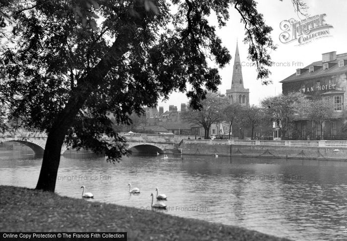 Photo of Bedford, River Ouse And Town Bridge c.1955