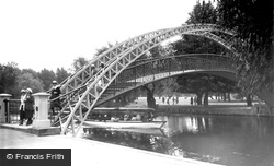 Suspension Bridge 1921, Bedford