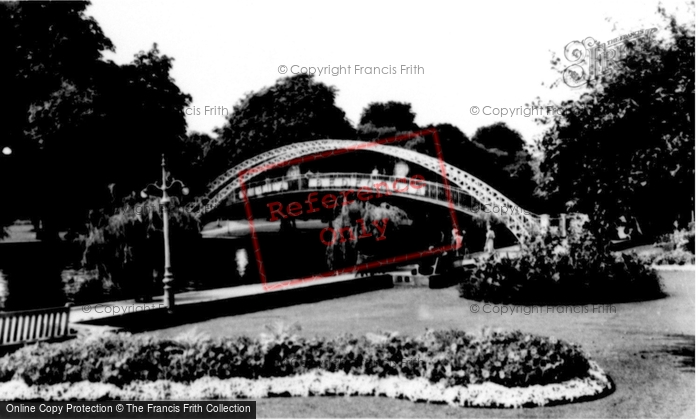 Photo of Bedford, Suspension Bridge c.1960