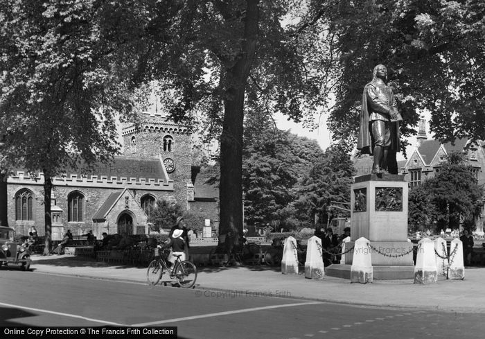 Photo of Bedford, The Bunyan Statue c.1955