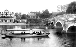 The River Ouse And Town Bridge 1921, Bedford