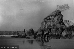 The Beach c.1955, Bedruthan Steps