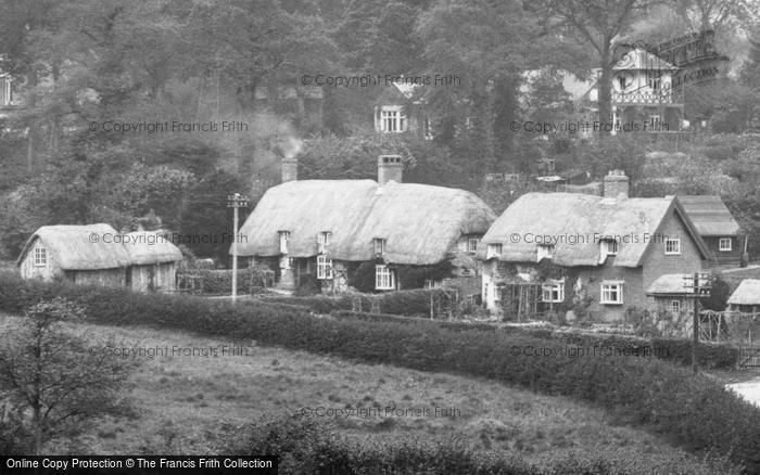 Photo of Beech, Old Cottages 1928
