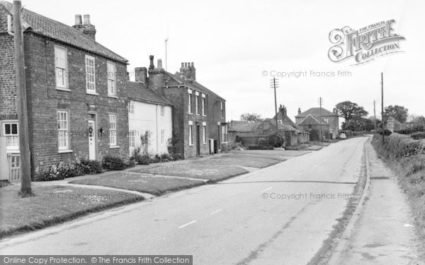 Photo of Beeford, Driffield Road c.1960