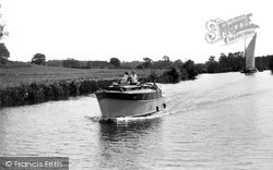 Cruising c.1930, Belaugh