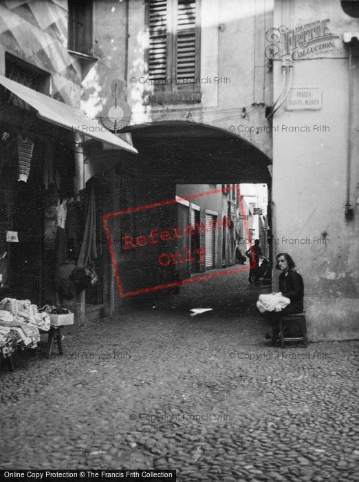 Photo of Bellano, Piazza Santa Marta c.1938