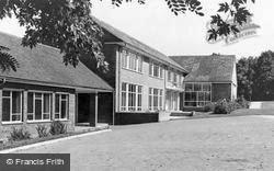 Avenue Road Primary School c.1960, Belmont